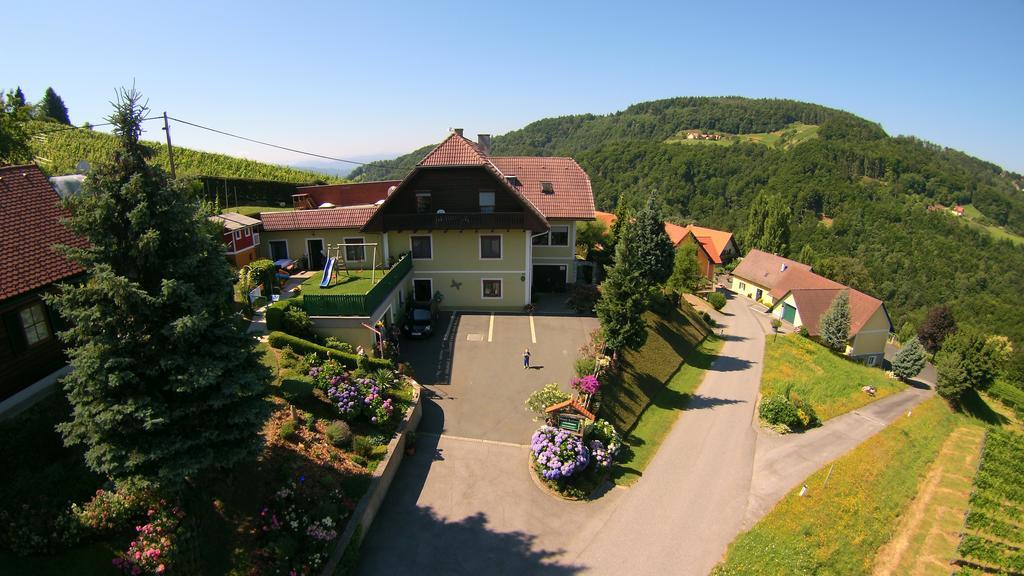 Gastehaus Kaiser Appartamento Kitzeck im Sausal Esterno foto