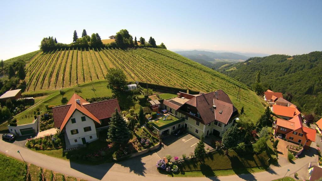Gastehaus Kaiser Appartamento Kitzeck im Sausal Esterno foto
